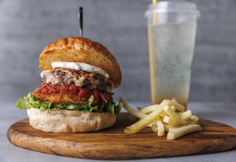 ▼炙りチーズバーガーセット