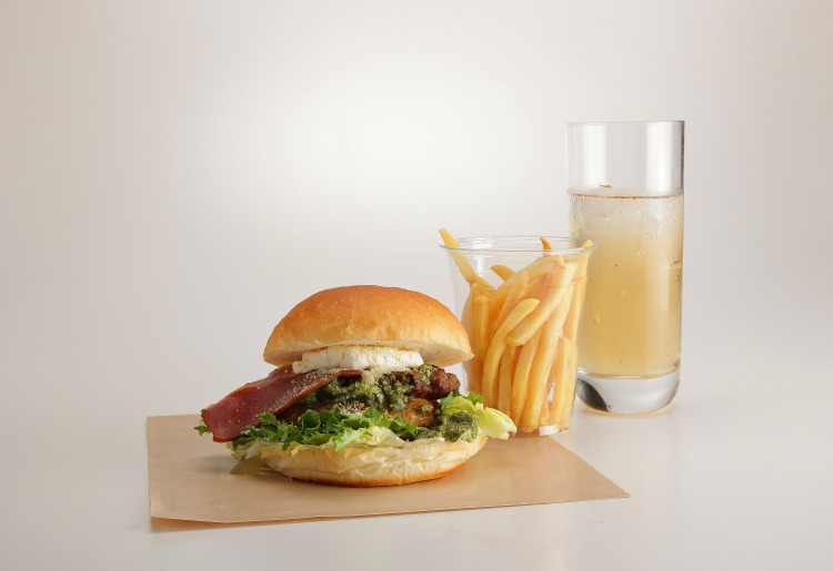 L&Lバジルチーズバーガーセット